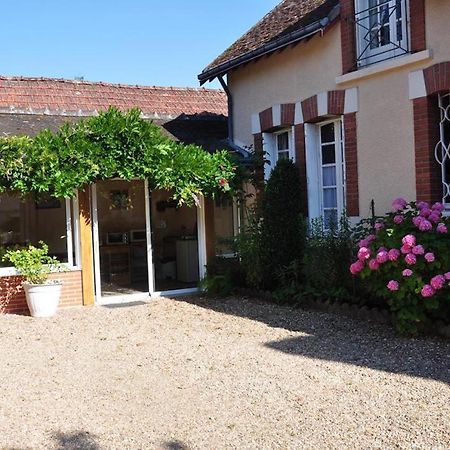 La Petite Tuilerie Hotel Villefranche-sur-Cher Екстериор снимка