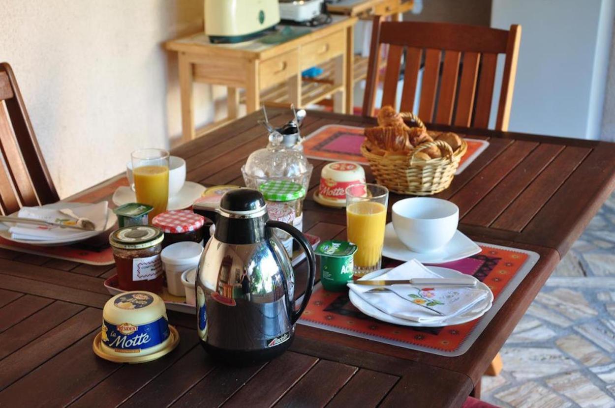 La Petite Tuilerie Hotel Villefranche-sur-Cher Екстериор снимка